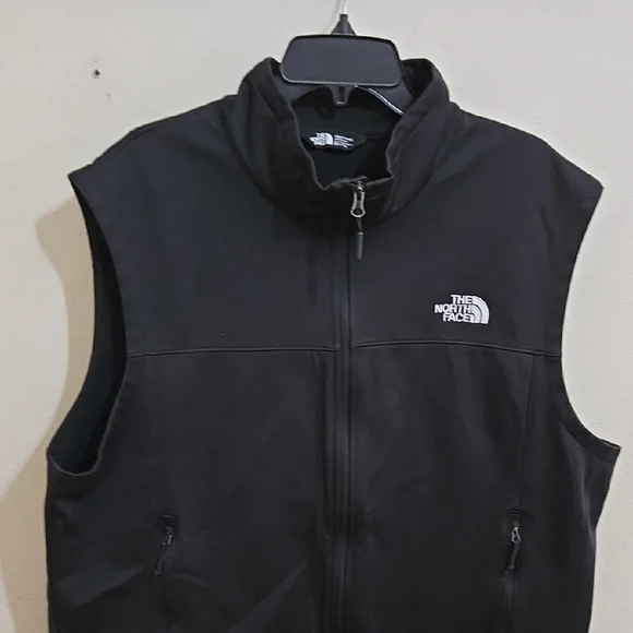 The North Face Men's Classic Black Vest Sz XXL